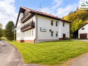Prodej ubytování, Smolné Pece, 1015 m2