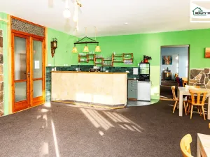 Prodej ubytování, Smolné Pece, 1015 m2