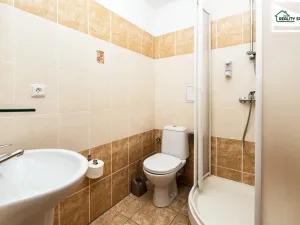 Prodej ubytování, Smolné Pece, 1015 m2