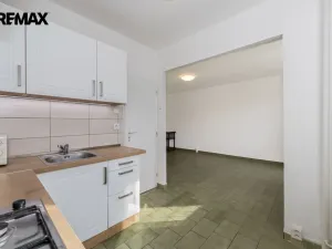 Pronájem bytu 4+kk, Praha - Krč, Sládkovičova, 80 m2