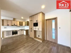 Prodej bytu 4+kk, Mariánské Lázně, Stavbařů, 115 m2