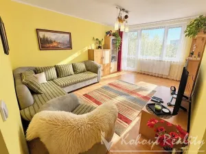 Prodej bytu 3+1, Praha - Horní Měcholupy, Parmská, 78 m2