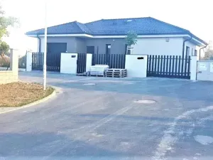 Prodej rodinného domu, Slaný, Lacinova, 125 m2