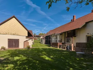 Prodej rodinného domu, Postupice - Čelivo, 451 m2