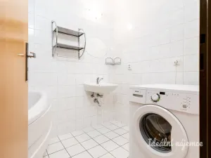 Pronájem bytu 2+kk, Nymburk, V Kolonii, 53 m2