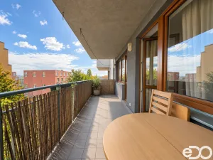 Prodej bytu 2+1, Praha, Velká skála, 62 m2