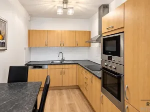 Pronájem bytu 3+kk, Praha - Vršovice, Vršovická, 90 m2