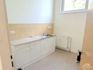 Pronájem komerční nemovitosti, Jihlava, Březinova, 97 m2