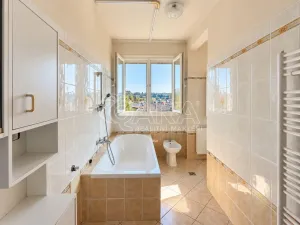 Prodej vícegeneračního domu, Úpice, A. Bunzla, 266 m2