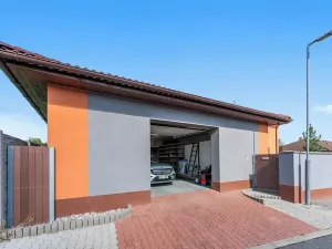 Pronájem kanceláře, Velké Přítočno, 350 m2