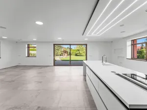 Prodej kanceláře, Velké Přítočno, 350 m2