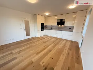 Pronájem bytu 2+kk, Praha - Zličín, Strážovická, 61 m2
