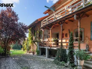Prodej vícegeneračního domu, Čečelice, Všetatská, 330 m2