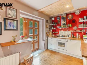 Prodej vícegeneračního domu, Čečelice, Všetatská, 330 m2