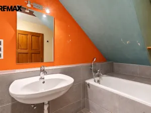 Prodej vícegeneračního domu, Čečelice, Všetatská, 330 m2