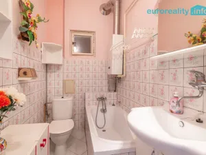 Prodej bytu 2+1, Aš, Resslova, 55 m2