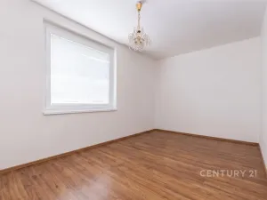 Prodej bytu 4+1, Chlumec, Vyklická, 81 m2