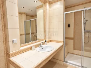 Pronájem bytu 2+1, Karlovy Vary, U Imperiálu, 110 m2
