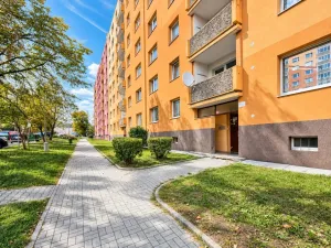 Prodej bytu 4+1, Jirkov, Na Borku, 76 m2