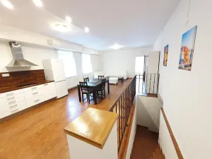 Pronájem bytu 2+kk, Praha - Záběhlice, náměstí Mezi zahrádkami, 85 m2