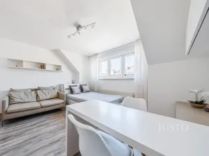 Prodej bytu 1+kk, Praha - Strašnice, Limuzská, 32 m2