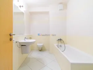 Pronájem bytu 2+kk, Praha - Stodůlky, náměstí Junkových, 50 m2