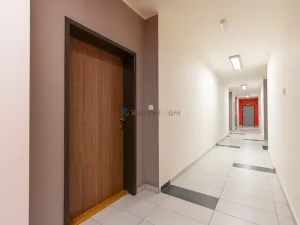 Pronájem bytu 2+kk, Praha - Stodůlky, náměstí Junkových, 50 m2