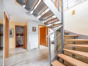 Prodej rodinného domu, Hradištko, V Klících, 240 m2