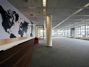 Pronájem kanceláře, Praha - Jinonice, Radlická, 1000 m2