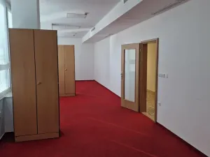 Pronájem kanceláře, Znojmo, náměstí Svobody, 45 m2