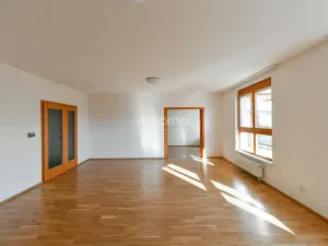 Pronájem bytu 4+kk, Praha - Liboc, U silnice, 200 m2