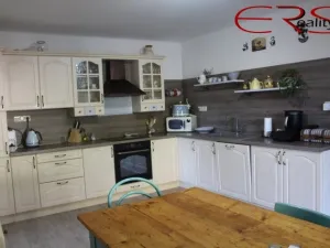 Prodej rodinného domu, Kostelní Hlavno, 270 m2