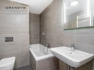 Pronájem bytu 1+kk, Praha - Uhříněves, Oty Bubeníčka, 29 m2