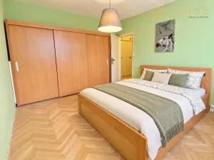 Prodej bytu 2+1, Kadaň, Na Podlesí, 52 m2