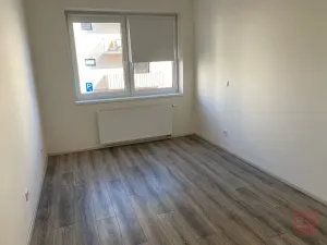 Pronájem bytu 2+kk, Milovice, Armádní, 51 m2