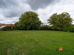 Prodej pozemku pro bydlení, Výrov - Hadačka, 1036 m2