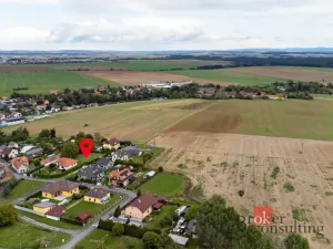 Prodej pozemku pro bydlení, Výrov - Hadačka, 1036 m2