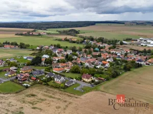 Prodej pozemku pro bydlení, Výrov - Hadačka, 1036 m2