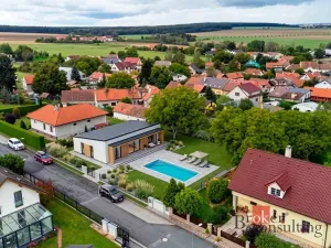 Prodej pozemku pro bydlení, Výrov - Hadačka, 1036 m2