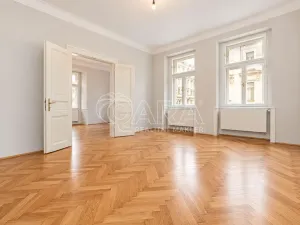 Pronájem bytu 3+1, Praha - Smíchov, Kořenského, 108 m2