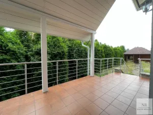 Pronájem rodinného domu, Kolová, 372 m2