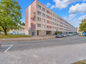 Prodej bytu 1+kk, Hradec Králové, Na Kotli, 28 m2