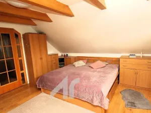 Prodej výrobních prostor, Zaječí, Dlážděná, 100 m2