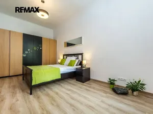 Pronájem bytu 2+kk, Praha - Vinohrady, Dykova, 50 m2
