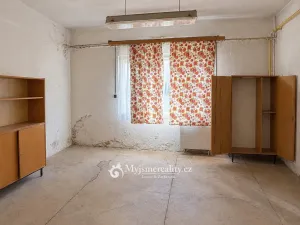 Pronájem skladu, Jaroměřice nad Rokytnou - Popovice, Nádražní, 103 m2