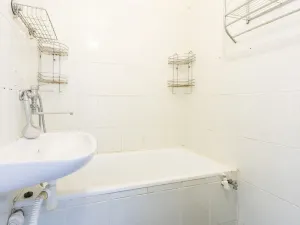 Prodej bytu 2+1, Pardubice - Polabiny, Mladých, 39 m2