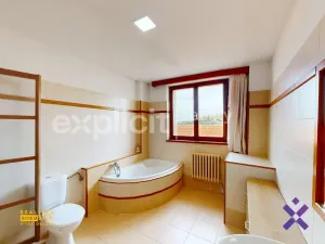 Pronájem bytu 4+1, Zlín - Malenovice, Jarolímkovo náměstí, 133 m2