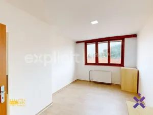 Pronájem bytu 4+1, Zlín - Malenovice, Jarolímkovo náměstí, 133 m2
