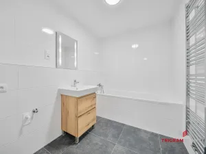 Pronájem bytu 2+kk, Hradec Králové - Třebeš, Pod Zámečkem, 60 m2