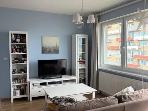 Pronájem bytu 2+kk, Praha - Horní Měcholupy, Modenská, 54 m2
